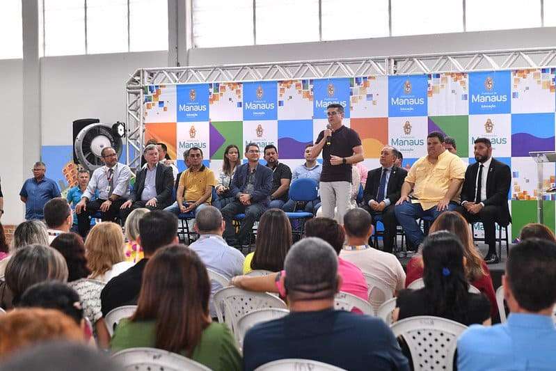 Prefeito de Manaus participa do aniversário do programa ‘Clubinho Honda’