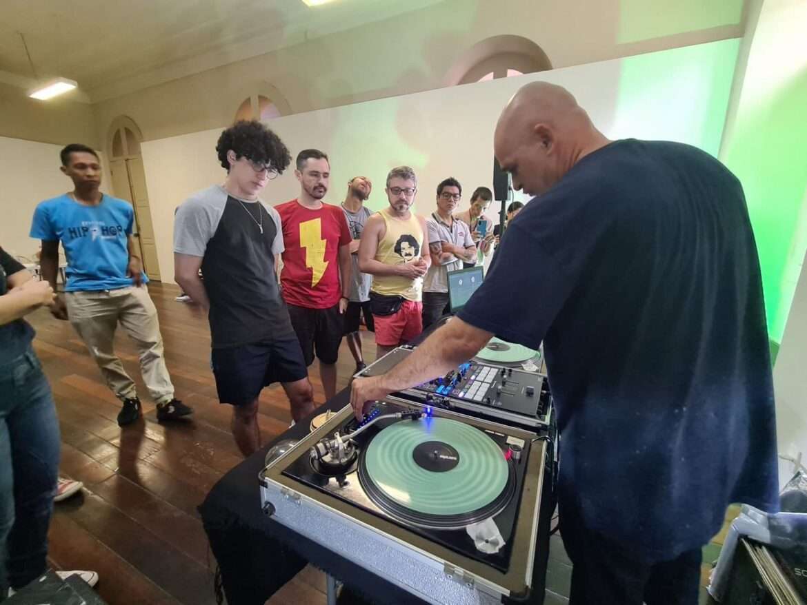 Prefeitura oferece oficina da profissão de DJ pelo Edital Manaus Faz Cultura