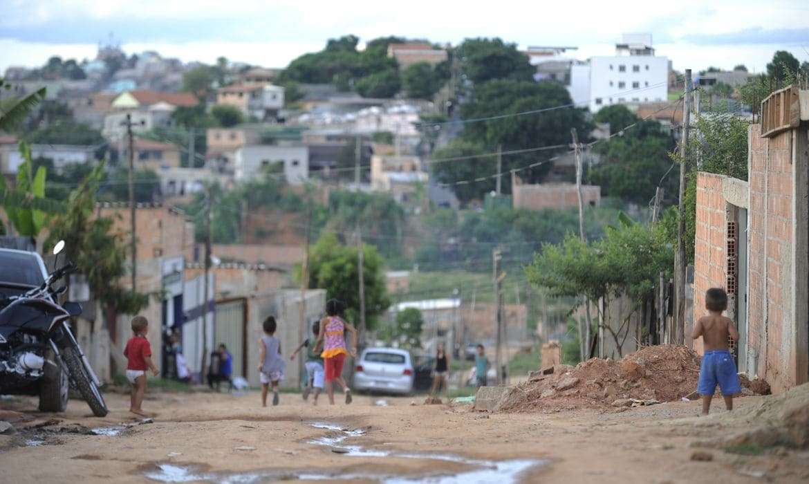 Governo facilita saída de quem recebe Bolsa Família indevidamente