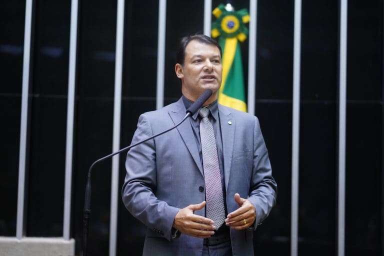 Projeto proíbe estatal brasileira de financiar país que não respeita direitos humanos