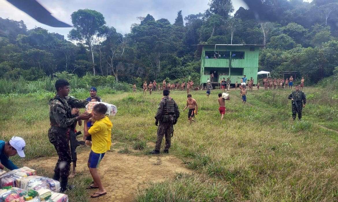 Chacina e resistência: relembre fatos históricos da realidade yanomami