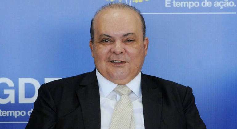 Defesa de Ibaneis Rocha pede ao STF retorno do governador ao cargo