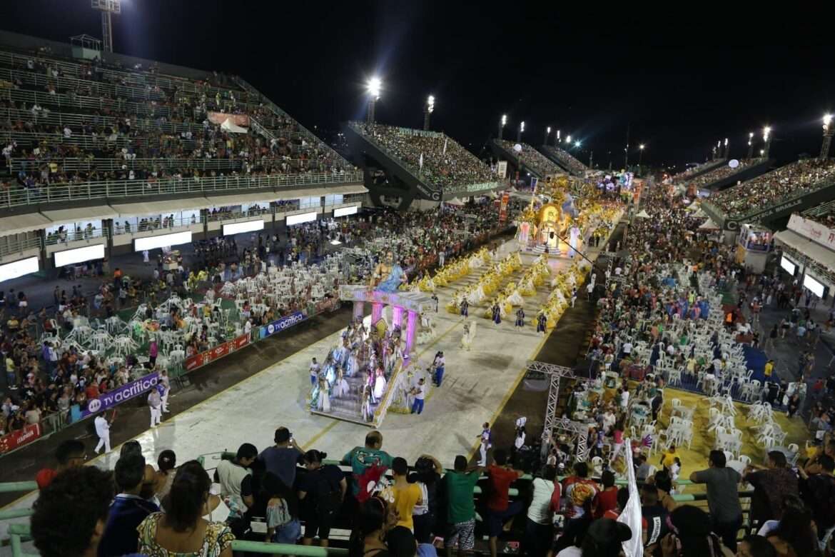 Carnaval na Floresta: Confira um guia rápido com os enredos e informações sobre as escolas do Grupo Especial do Carnaval de Manaus