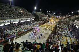 Carnaval de Manaus 2023 - Escolas de Samba do Grupo Especial desfilam neste sábado no sambódromo