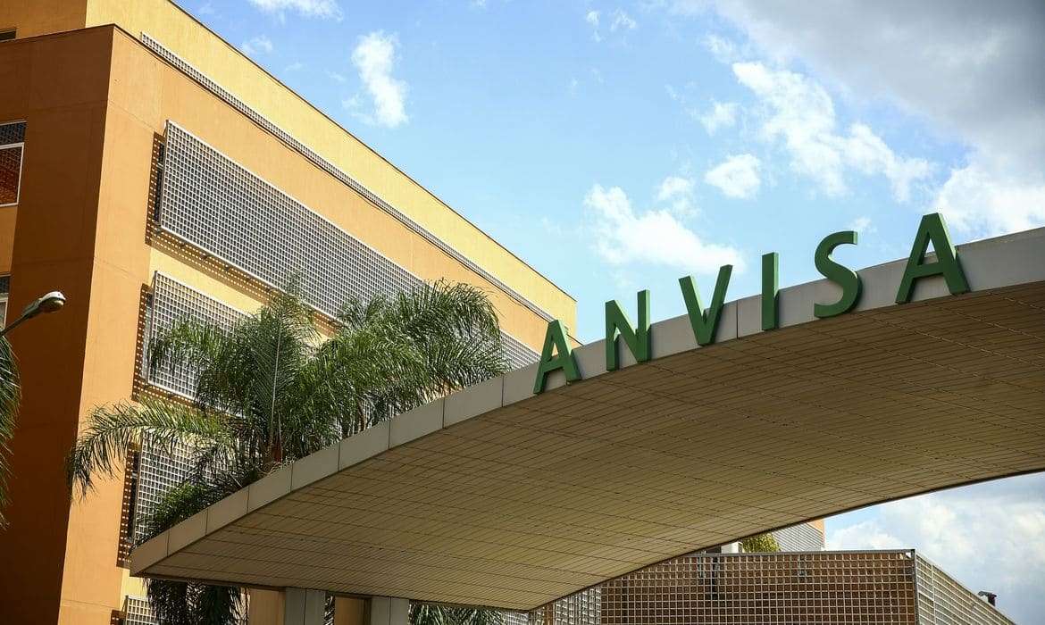 Anvisa lança concurso para 50 vagas; inscrições começam dia 22