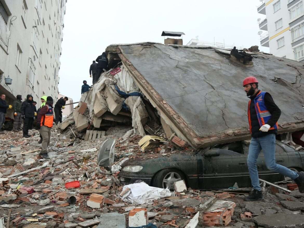 Terremoto de 6,1 graus atinge a ilha de Hokkaido, no Japão