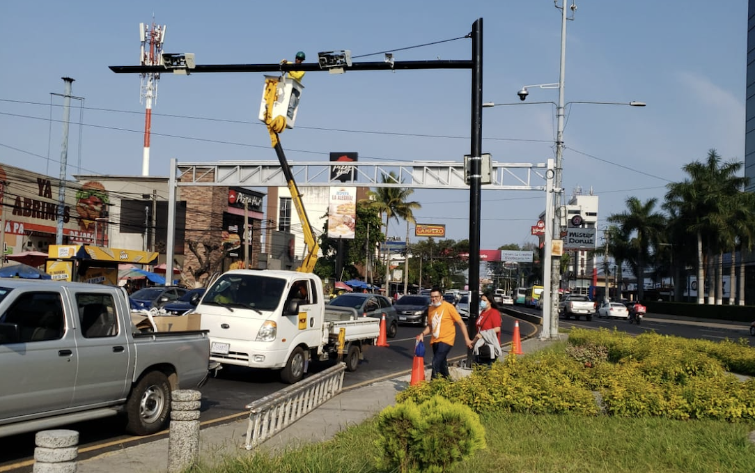 Brasil exporta tecnologia em mobilidade para El Salvador