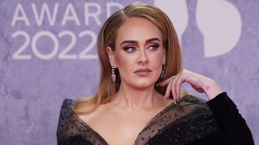 Adele anuncia pausa na carreira: "Não vão ouvir falar de mim"