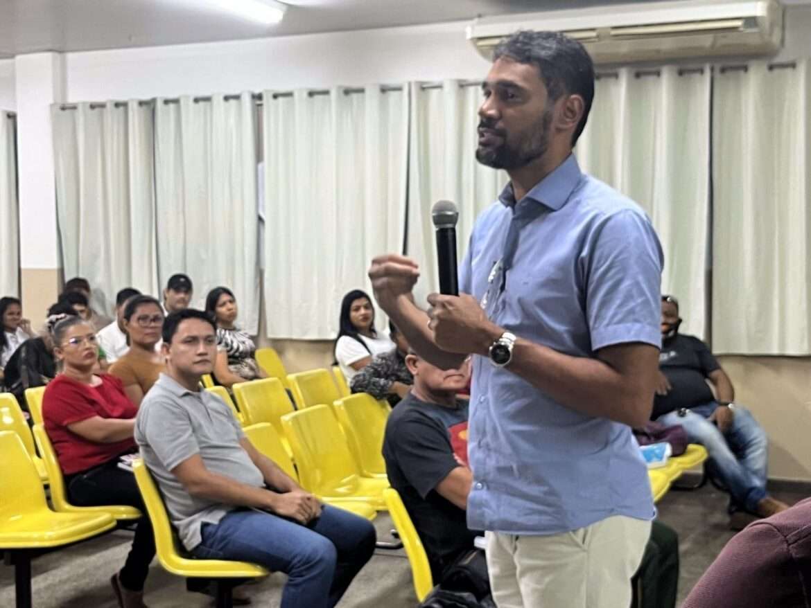 Prefeitura de Manaus inicia aulas do programa Salto para alunos da EJA