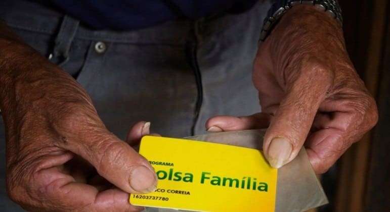 Governo não tem previsão de pagamento de 13º do Bolsa Família