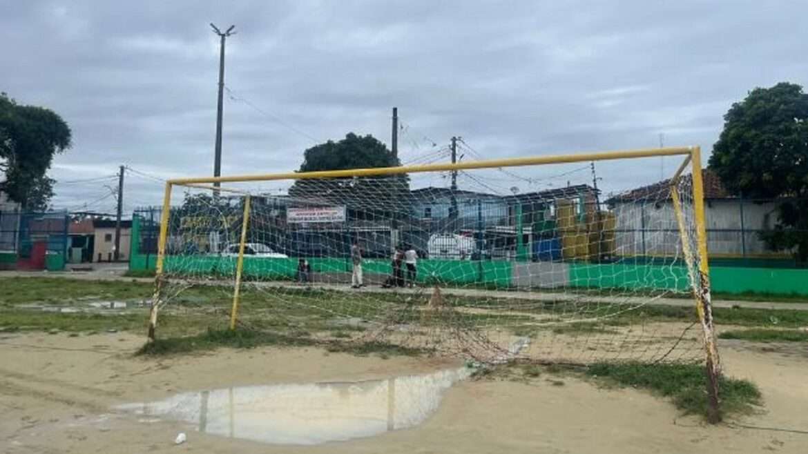 Suspeito de ordenar atentado que matou três em campo de futebol é preso em Manaus