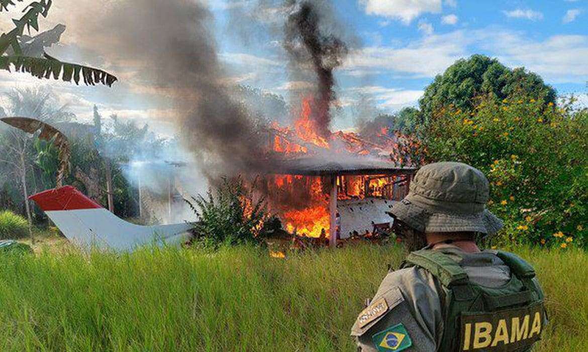 Ibama e PRF desmontaram mais de 190 acampamentos na TI Yanomami