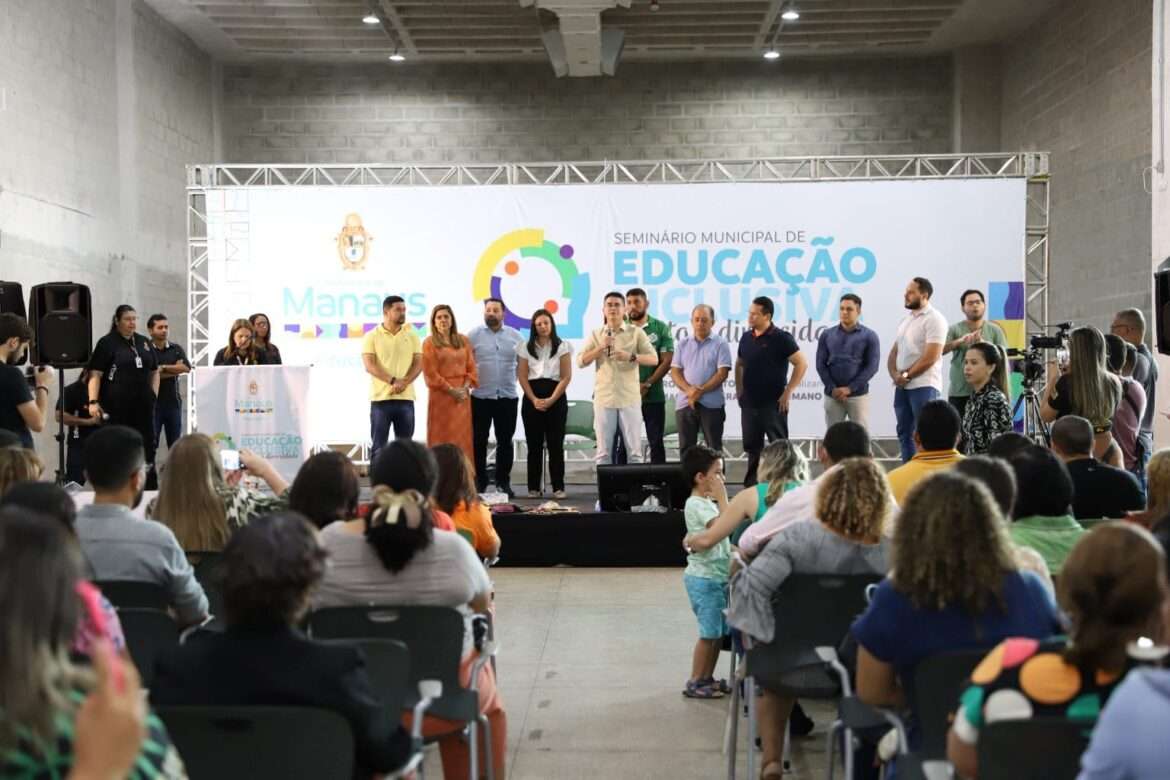 Prefeito de Manaus participa do encerramento do ‘Seminário de Educação Inclusiva’ da Semed e destaca importância do tema para elevar educação municipal