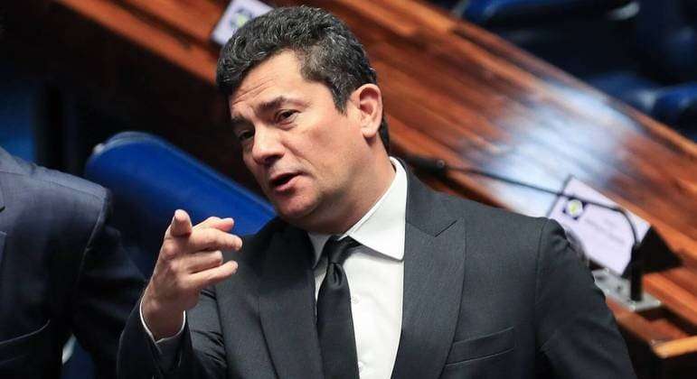 Moro espera apoio do governo em projeto de lei como 'retratação' de Lula