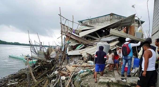 Com ao menos 15 mortos, autoridades do Equador e Peru avaliam danos após terremoto