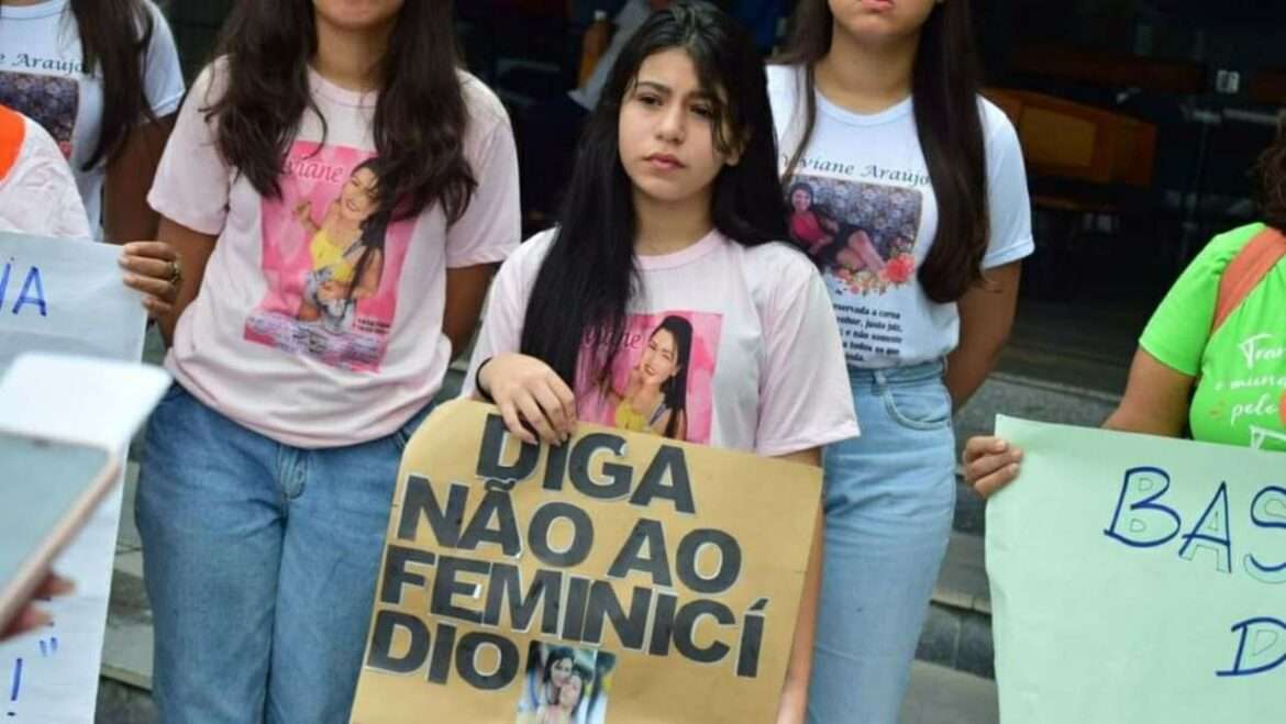 No dia internacional da mulher caso Viviane começa ser julgado