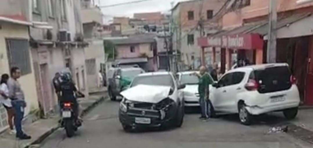 Dupla e espancada após cometer arrastões na zona Leste