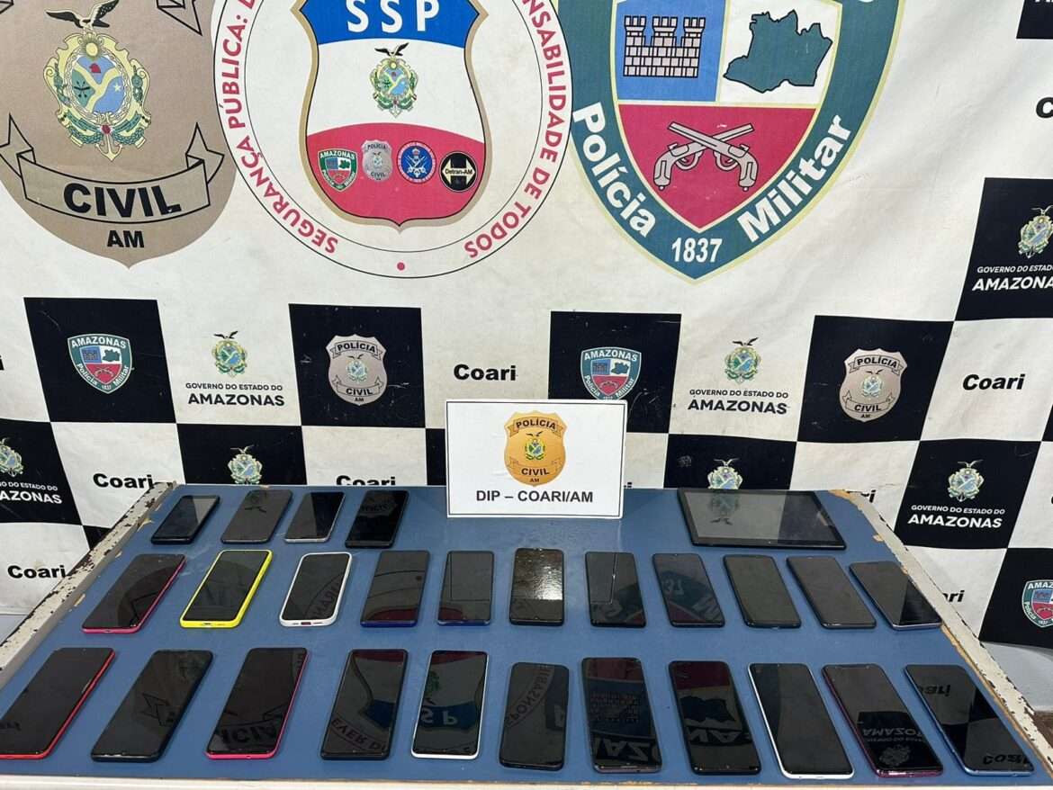 Operação Off-line da Polícia Civil recupera 27 celulares roubados e furtados, em Coari