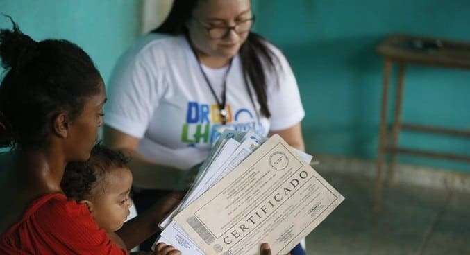 Governo começa hoje a notificar bloqueios do Bolsa Família