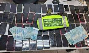 Mulheres são presas com 72 celulares furtados em show do Gustavo Lima