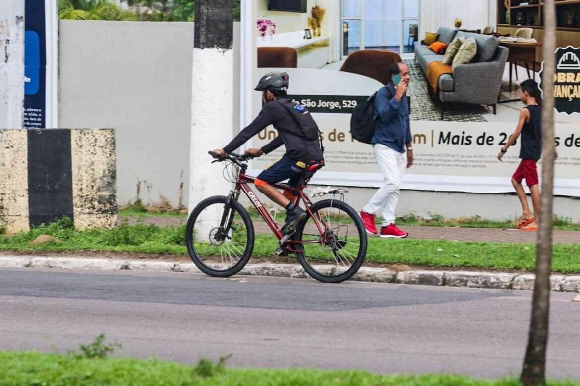 No Dia do Ciclista, Prefeitura de Manaus anuncia projeto de tráfego seguro para o modal