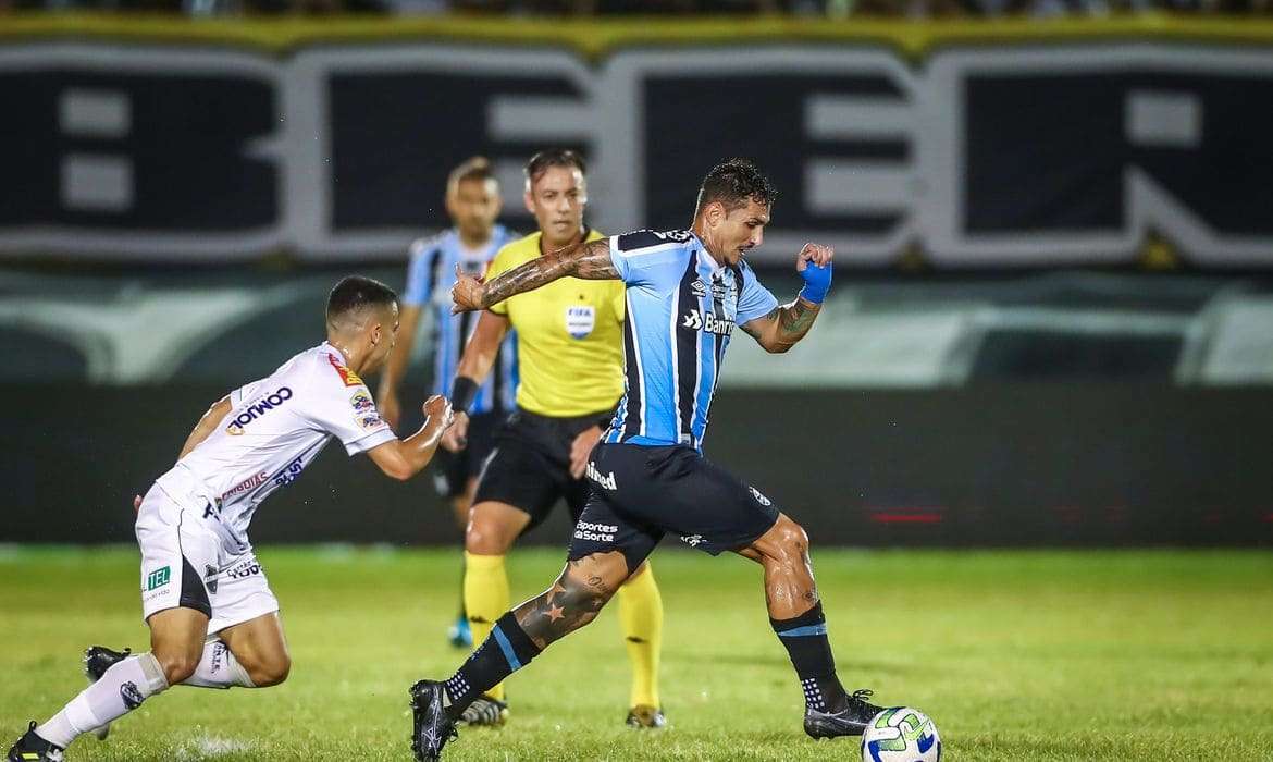 Copa do Brasil: Grêmio supera ABC por 2 a 0 no Frasqueirão