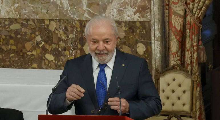 Lula apela a Irã e Turquia para saída de civis de Gaza