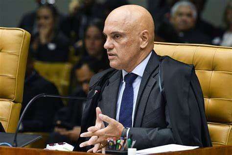 Moraes vê como "assustador" efeito das redes em bolsonaristas presos