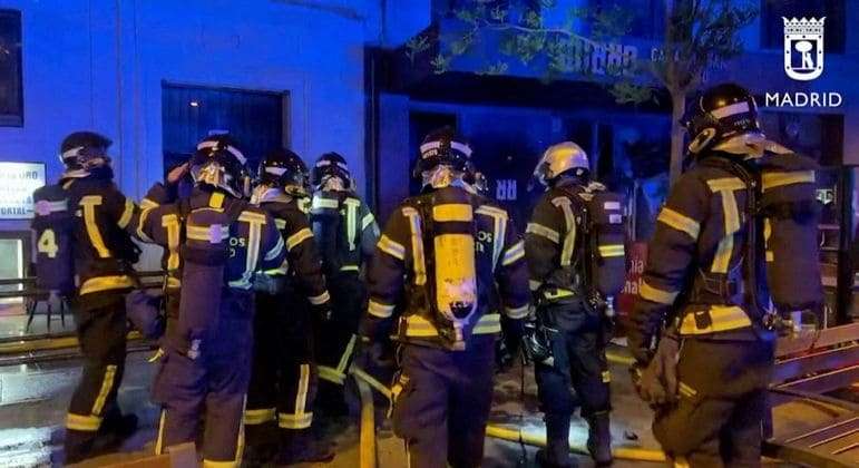 Pizza flambada sai do controle, provoca incêndio em restaurante de Madri e duas pessoas morrem