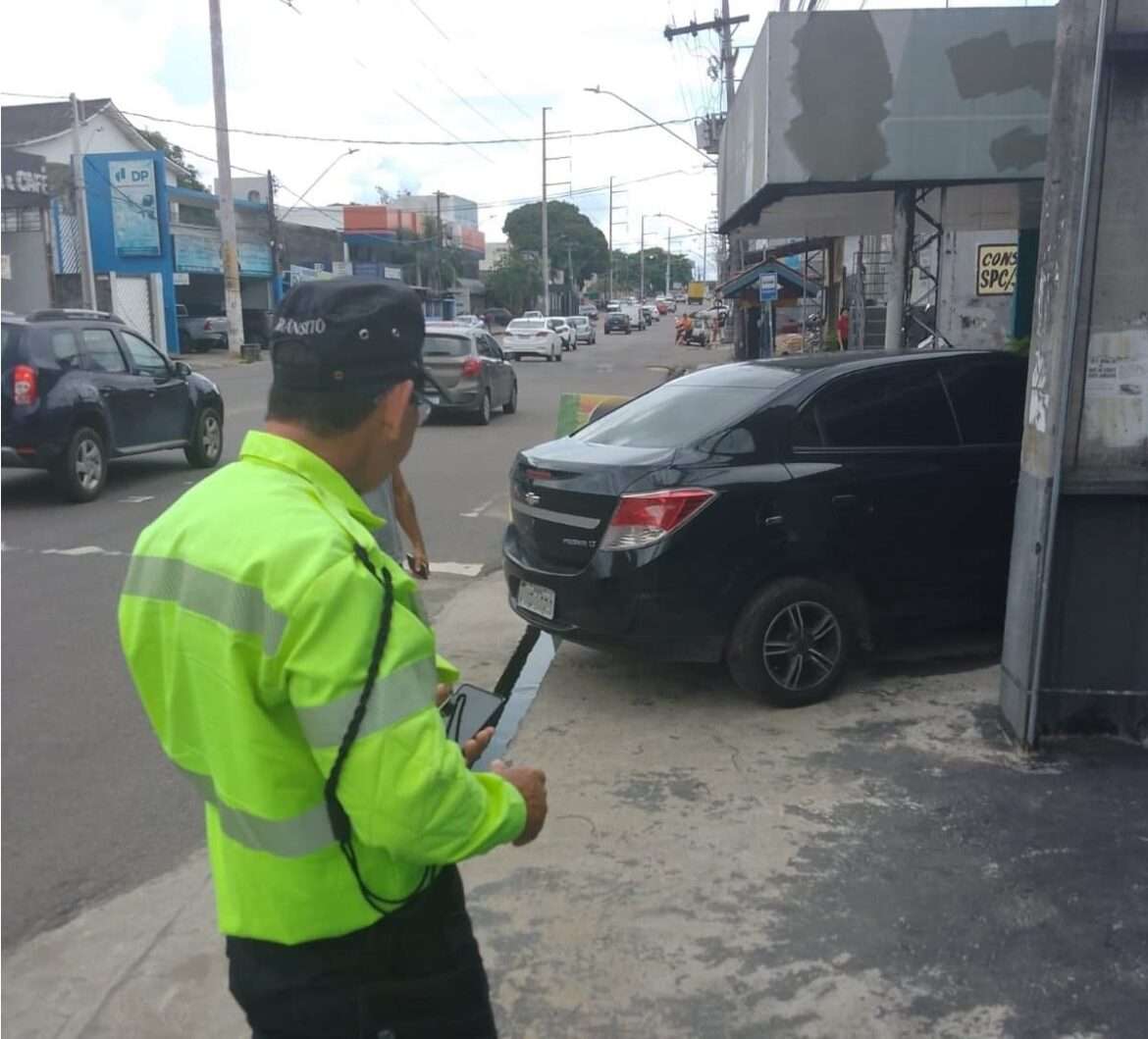 Prefeitura realiza operação Calçada Livre para garantir acessibilidade e segurança nas ruas