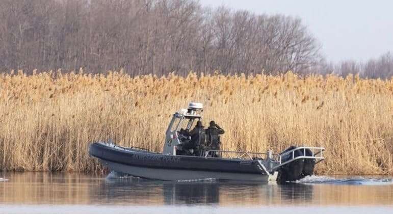 Autoridades encontram oito corpos de migrantes em fronteira do Canadá com os EUA