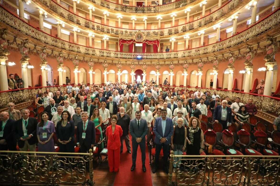 Wilson Lima abre Conferência Anual da Ópera Latinoamérica em Manaus, evento inédito no Brasil