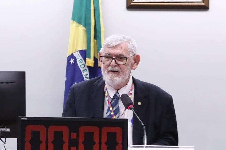 Comissão de Direitos Humanos debate legislação de proteção à infância e adolescência