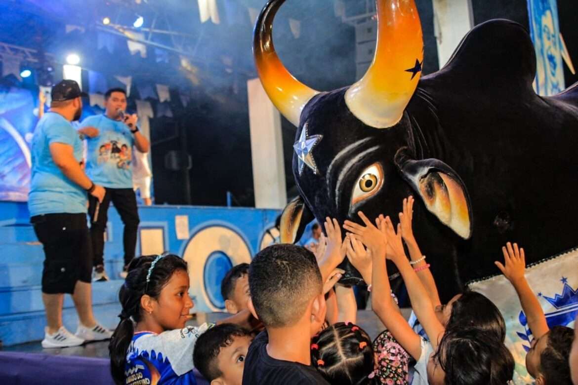 Futuro Caprichoso: Tarde Alegre Infantil mantém viva brincadeira do boi-bumbá de Parintins