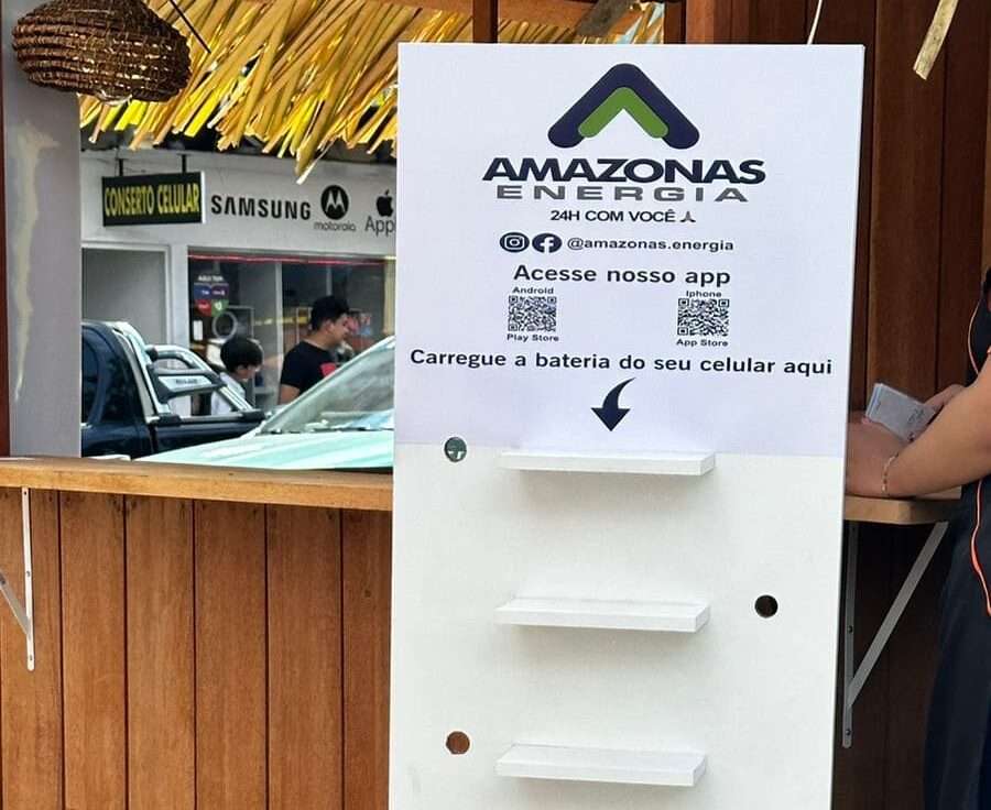 Ligados 24h com você em Parintins: Amazonas Energia disponibiliza totens carregadores de celular