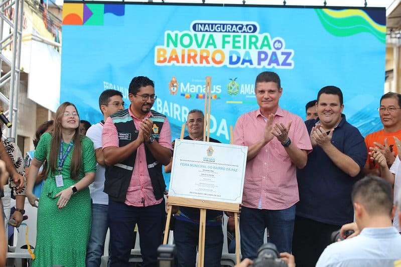 Prefeitura de Manaus entrega reforma da feira do Bairro da Paz com espaço pet, wi-fi e climatização