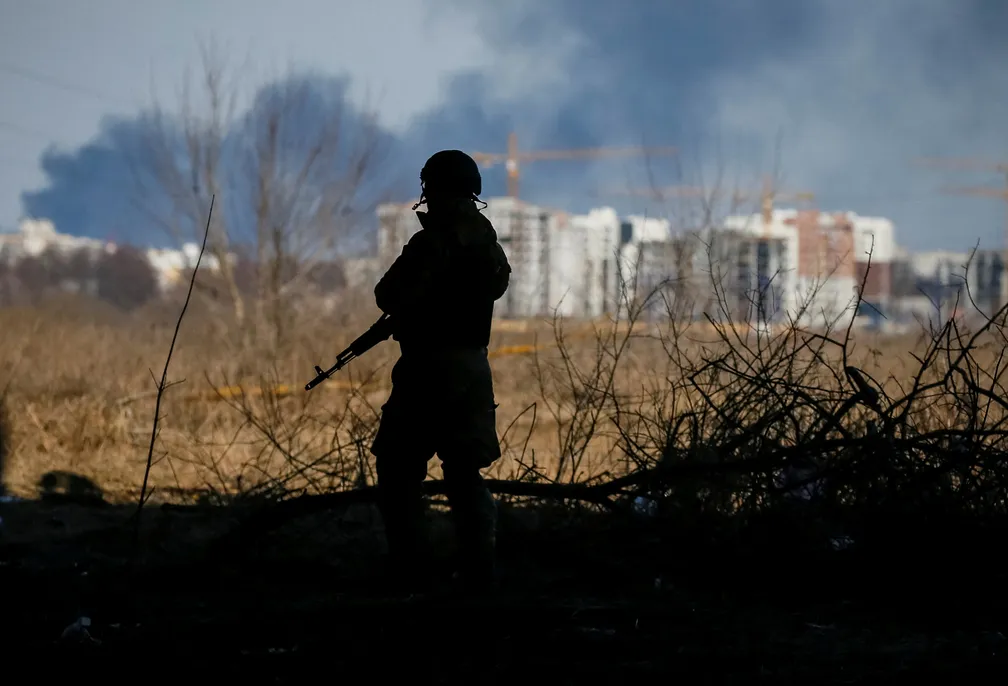 Exército de Ucrânia diz que retomou o controle sobre cidade na província de Donetsk