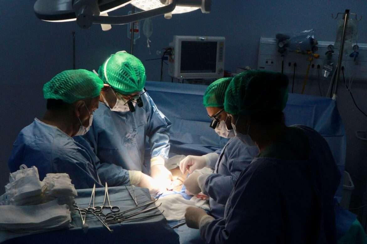 Wilson Lima diz que transplante renal inédito na rede pública estadual traz novas perspectivas para pacientes