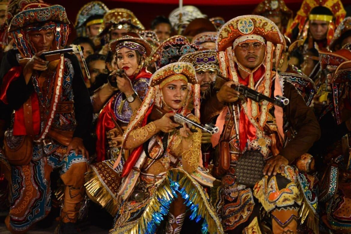 65º Festival Folclórico do Amazonas Categoria Ouro recebe o primeiro show da banda Fulô de Mandacaru em Manaus, nesta sexta (14)