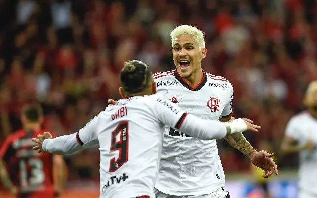 Copa do Brasil: Fla derrota Athletico por 2 a 0 e avança para quartas