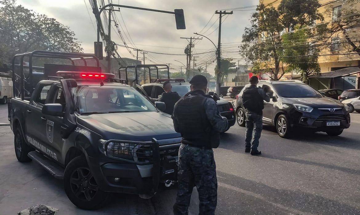 Operação da polícia deixa ao menos 9 mortos no Rio de Janeiro