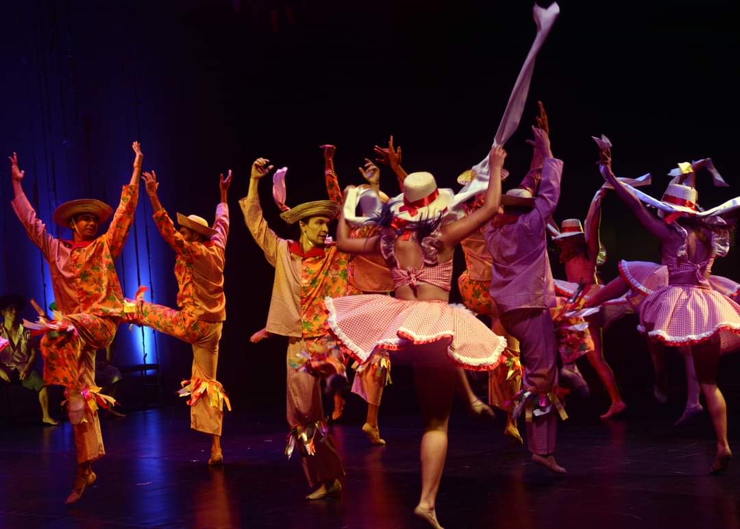Teatro Amazonas tem espetáculos de dança, música e teatro no início de agosto