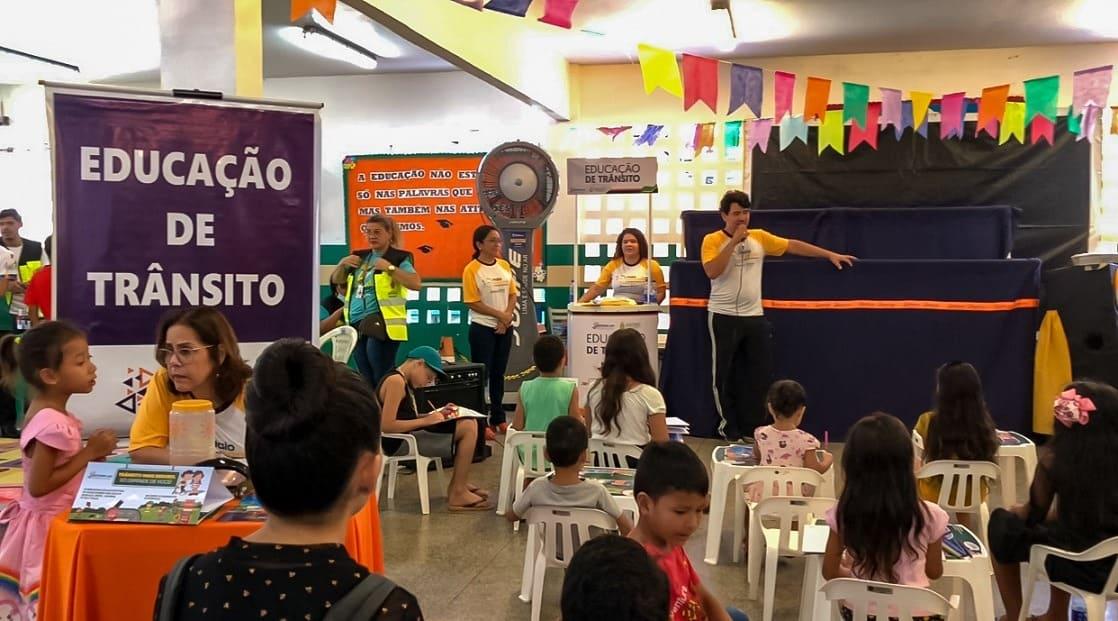 Detran Amazonas levou serviços essenciais ao ‘Manaus Mais Cidadã’, na zona leste da capital