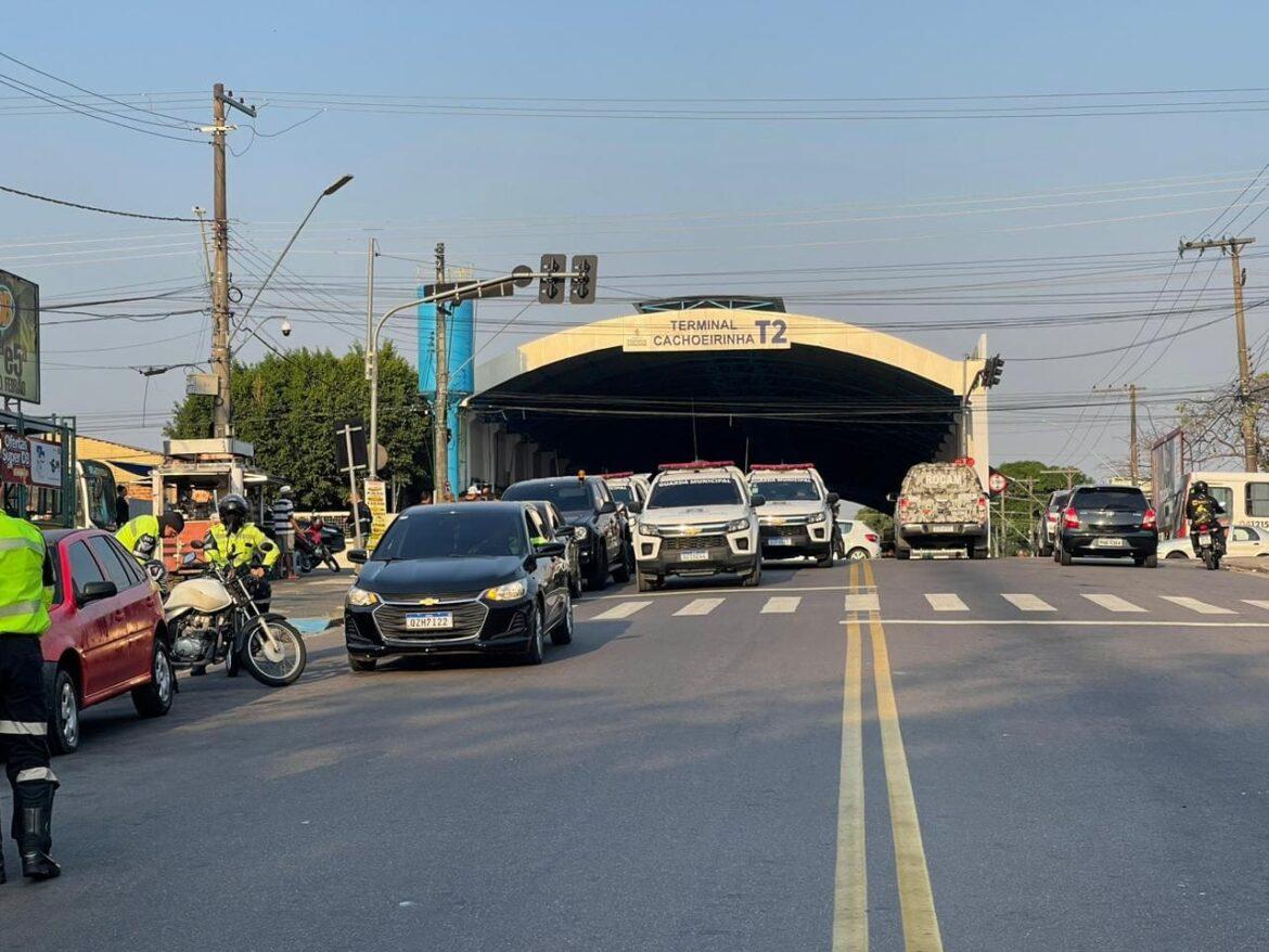 Prefeitura fiscaliza comércio ilegal e reforça segurança em terminais de Manaus