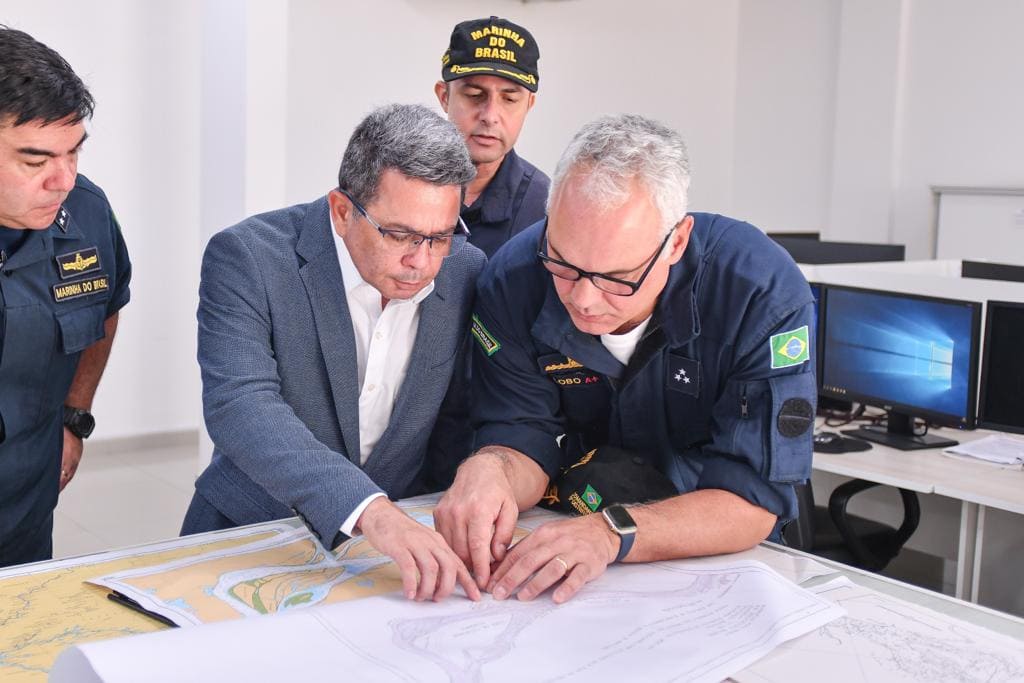 Governo do Amazonas fortalece Operação Estiagem 2023 com interlocução junto à Marinha