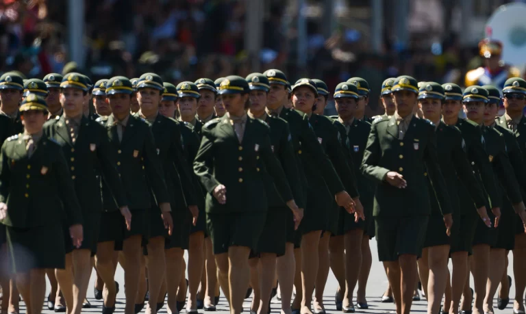 Mulheres poderão se alistar nas Forças Armadas a partir de 1º de janeiro