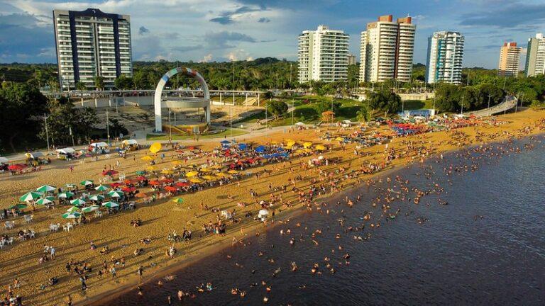 Manaus entra em estado de atenção e praia da Ponta Negra será interditada devido à estiagem, diz prefeito David Almeida