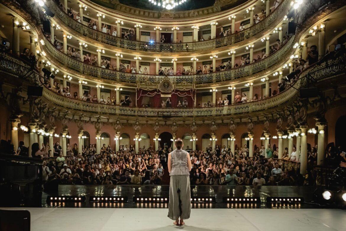 Encontro com curadores encerra programação paralela do 17º Festival de Teatro da Amazônia