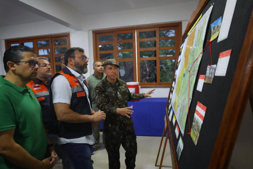 Governador Wilson Lima confere balanço da ação integrada do Estado e Forças Armadas na Operação Estiagem na região do Solimões