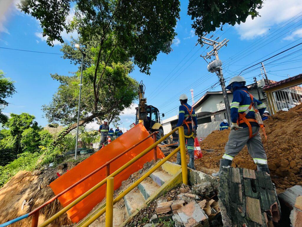 Mais de 2 mil moradores do bairro Novo Aleixo recebem estrutura de rede de esgoto por meio do Trata Bem Manaus